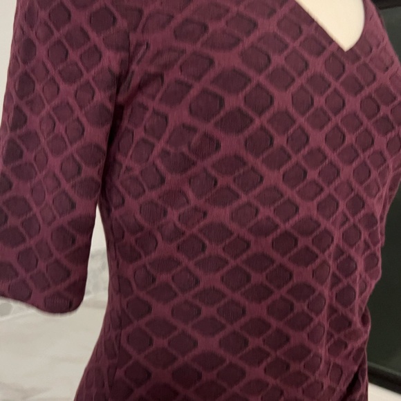 Anne Klein Elbow Sleeves Stretch Burgundy Side Drapes Dress - Picture 5 of 12